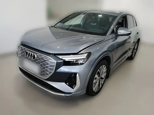Фотография автомобиля — Audi Q4 e-tron