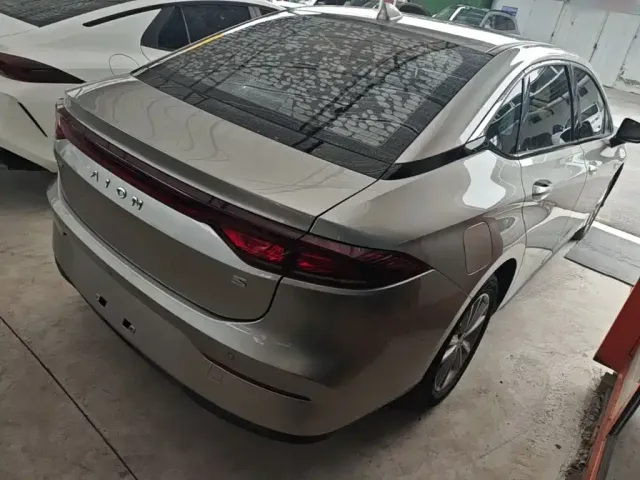 GAC Aion S — Фото автомобиля 6