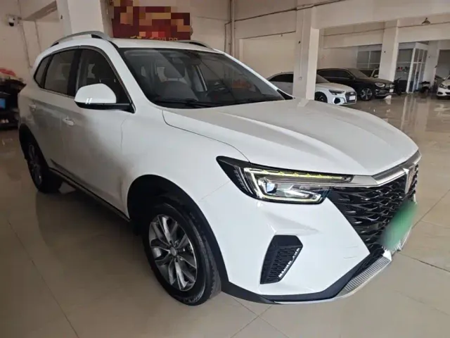 Roewe RX5 — Фото автомобиля 3