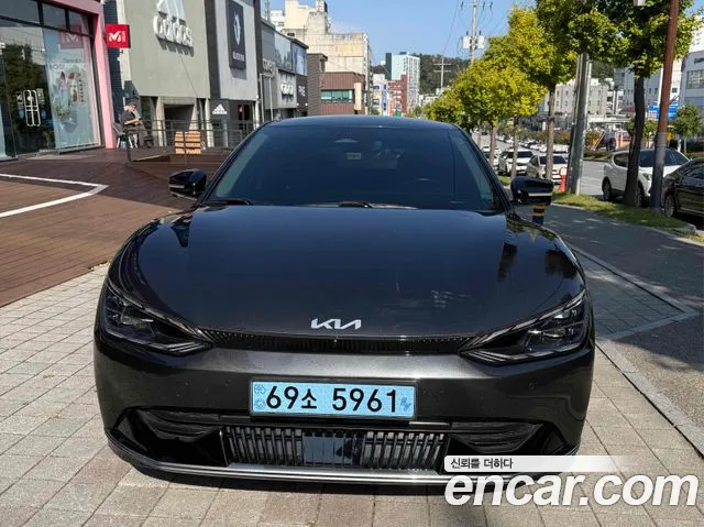 Фотография автомобиля — Kia EV6