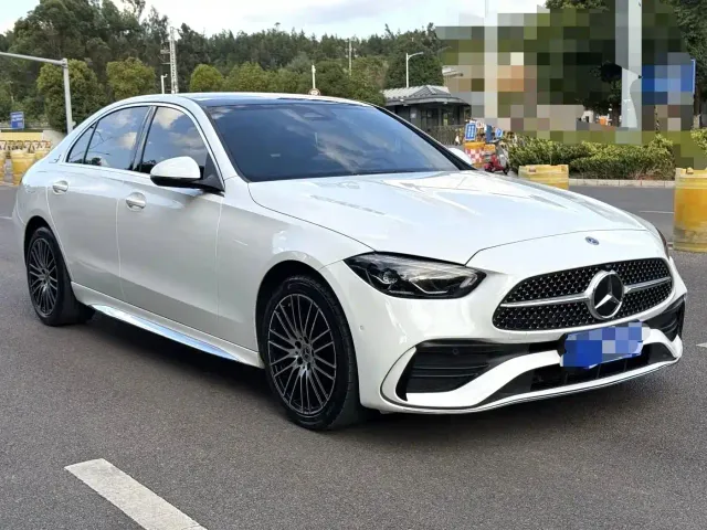 Mercedes-Benz C-Class — Фото автомобиля 3