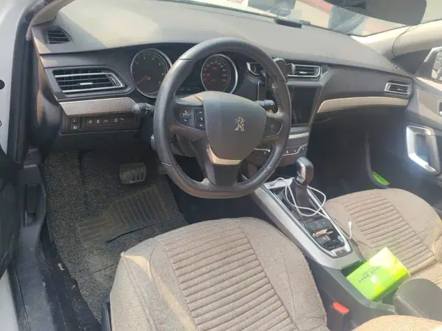 Peugeot 408 — Фото автомобиля 12