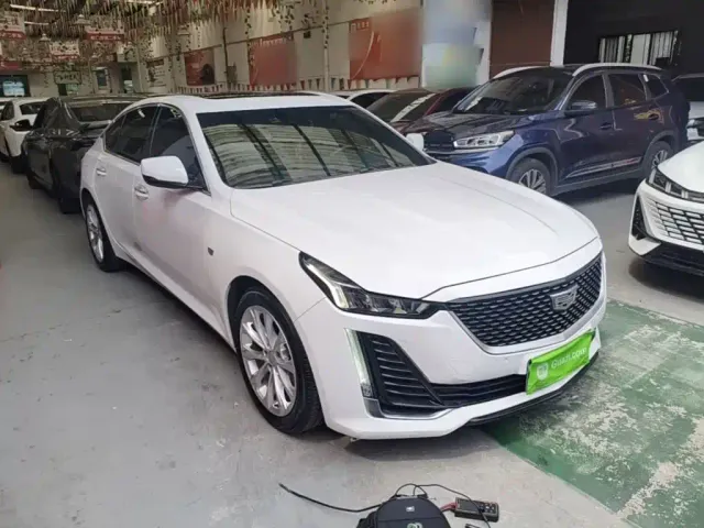 Cadillac CT5 — Фото автомобиля 3