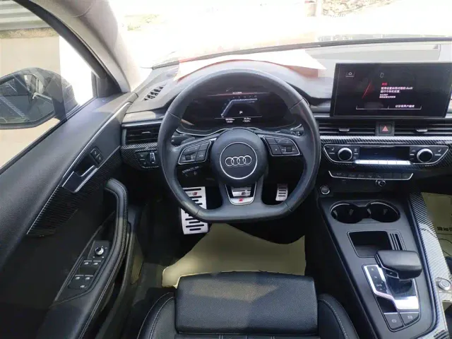 Audi A4L — Фото автомобиля 10