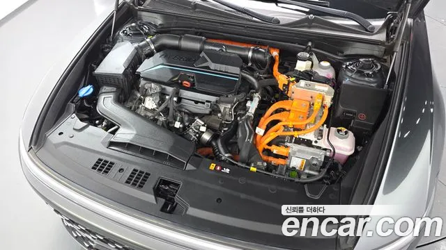 Hyundai Grandeur GN7 — Фото автомобиля 9