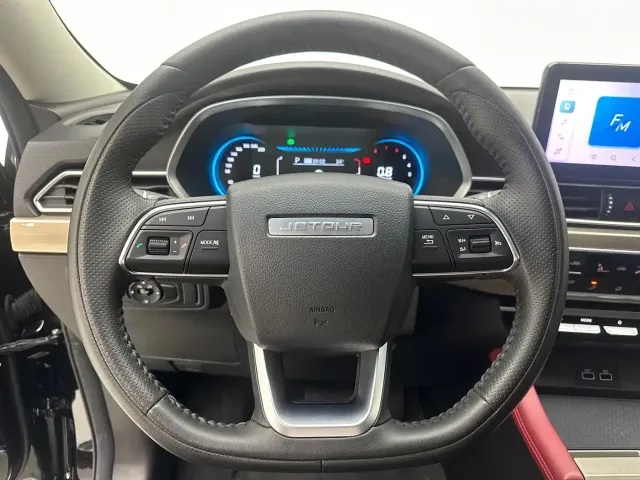Jetour X70 — Фото автомобиля 13