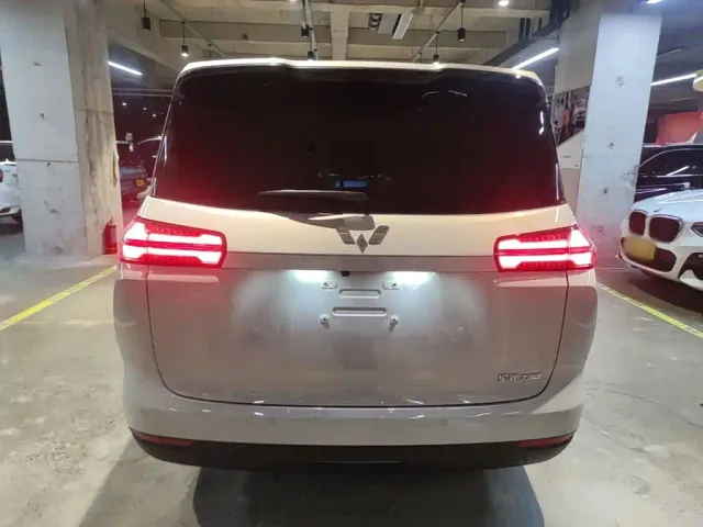 Wuling Starlight 730 — Фото автомобиля 5