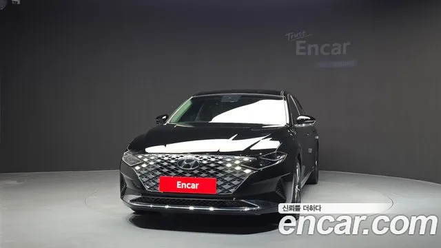 Hyundai Grandeur Grandeur (New) — Фото автомобиля 3