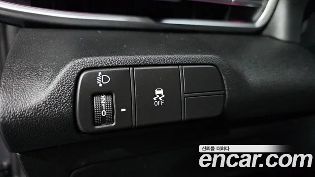 Hyundai Avante CN7 — Фото автомобиля 27