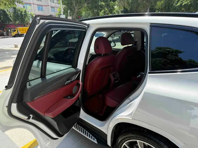 BMW X3 — Фото автомобиля 9