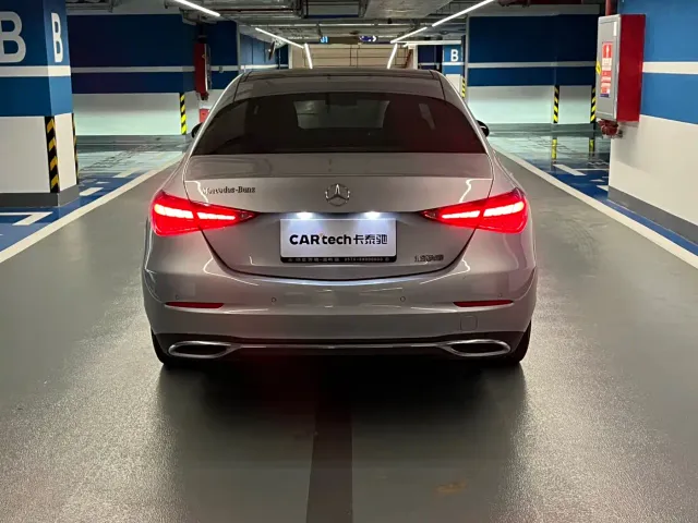 Mercedes-Benz C-Class — Фото автомобиля 6