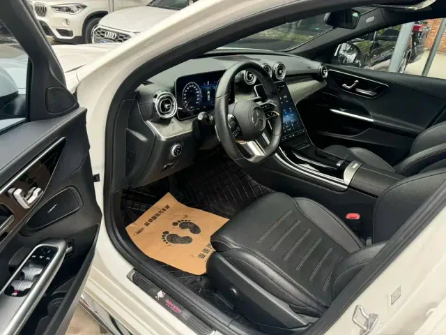 Mercedes-Benz C-Class — Фото автомобиля 9