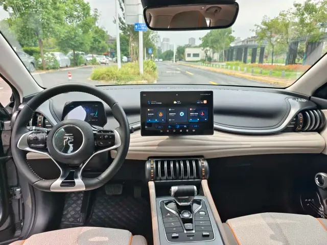BYD Yuan PLUS — Фото автомобиля 5