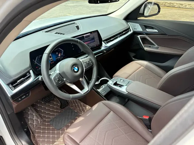 BMW X1 — Фото автомобиля 4
