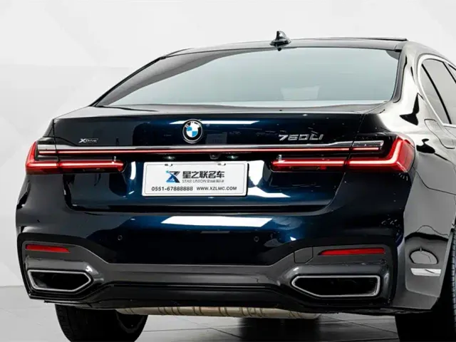 BMW 7 Series — Фото автомобиля 7