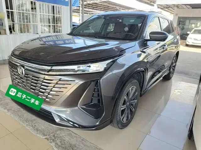 Фотография автомобиля — Changan CS75 Plus