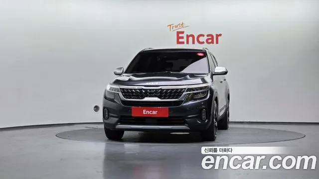 Kia Seltos — Фото автомобиля 3
