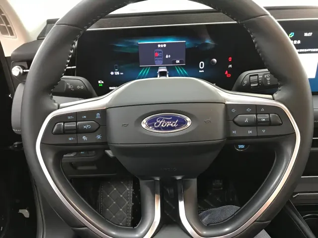 Ford Mondeo — Фото автомобиля 10