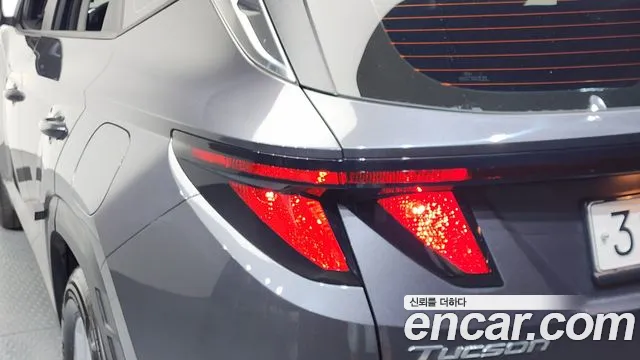 Hyundai Tucson Tucson (NX4) Дизель 2.0 2WD — Фото автомобиля 23