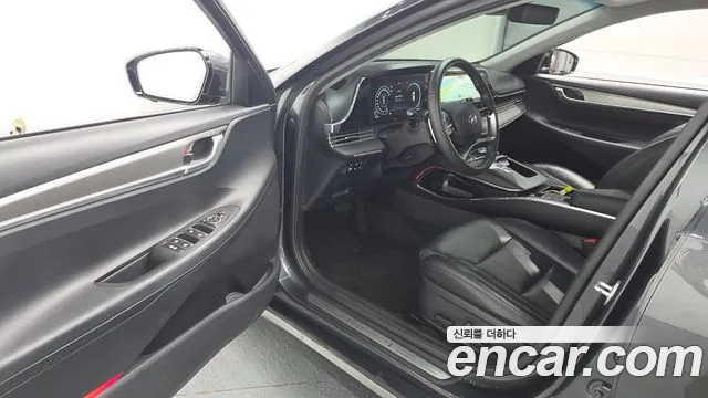 Hyundai Grandeur — Фото автомобиля 10
