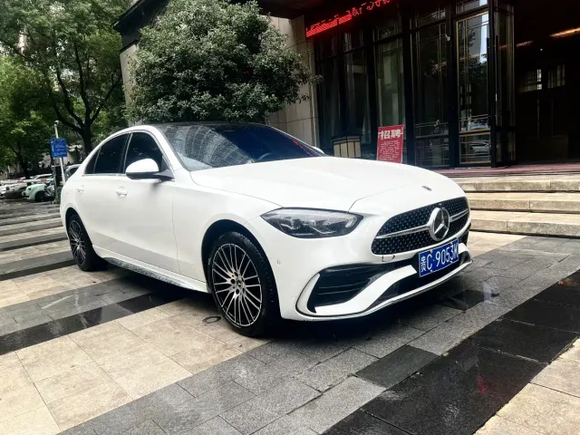 Mercedes-Benz C-Class — Фото автомобиля 3