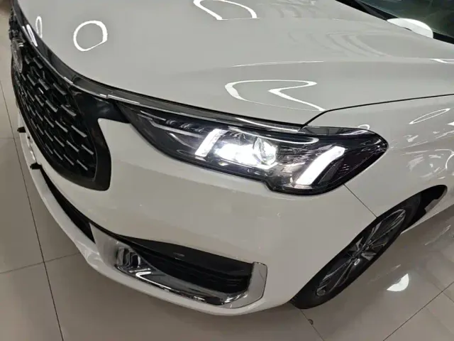Ford Escort — Фото автомобиля 23