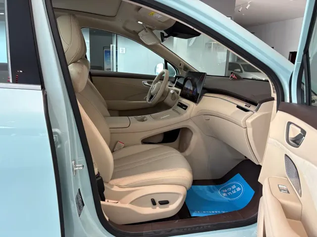 Shangjie SUV — Фото автомобиля 22
