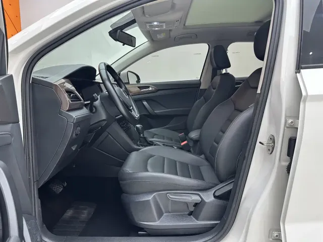 Volkswagen Tharu — Фото автомобиля 12