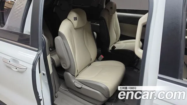 Kia Carnival 4th Gen — Фото автомобиля 17