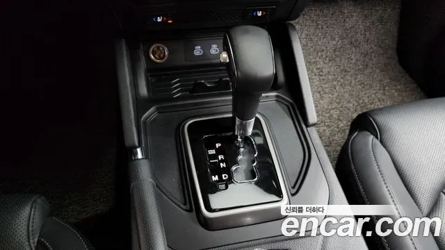 KG_Mobility_Ssangyong Rexton Новый Rexton Sport Khan Дизель 2.2 4WD — Фото автомобиля 9