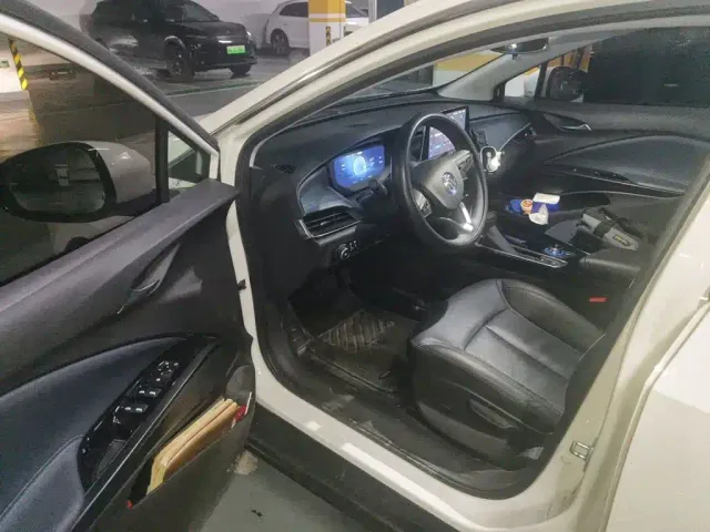 Buick Velite 6 — Фото автомобиля 13