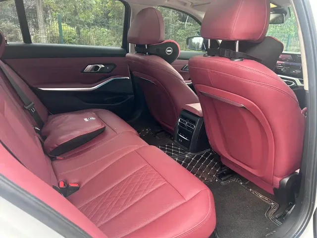 BMW 3 Series — Фото автомобиля 9