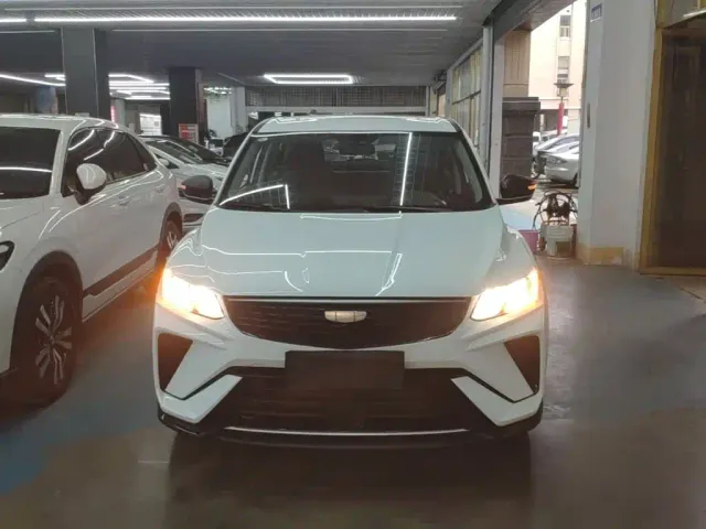 Geely Binyue — Фото автомобиля 2