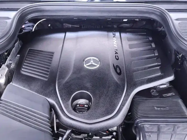 Mercedes-Benz GLE-Class — Фото автомобиля 25