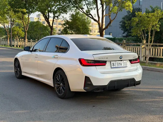 BMW 3 Series — Фото автомобиля 6
