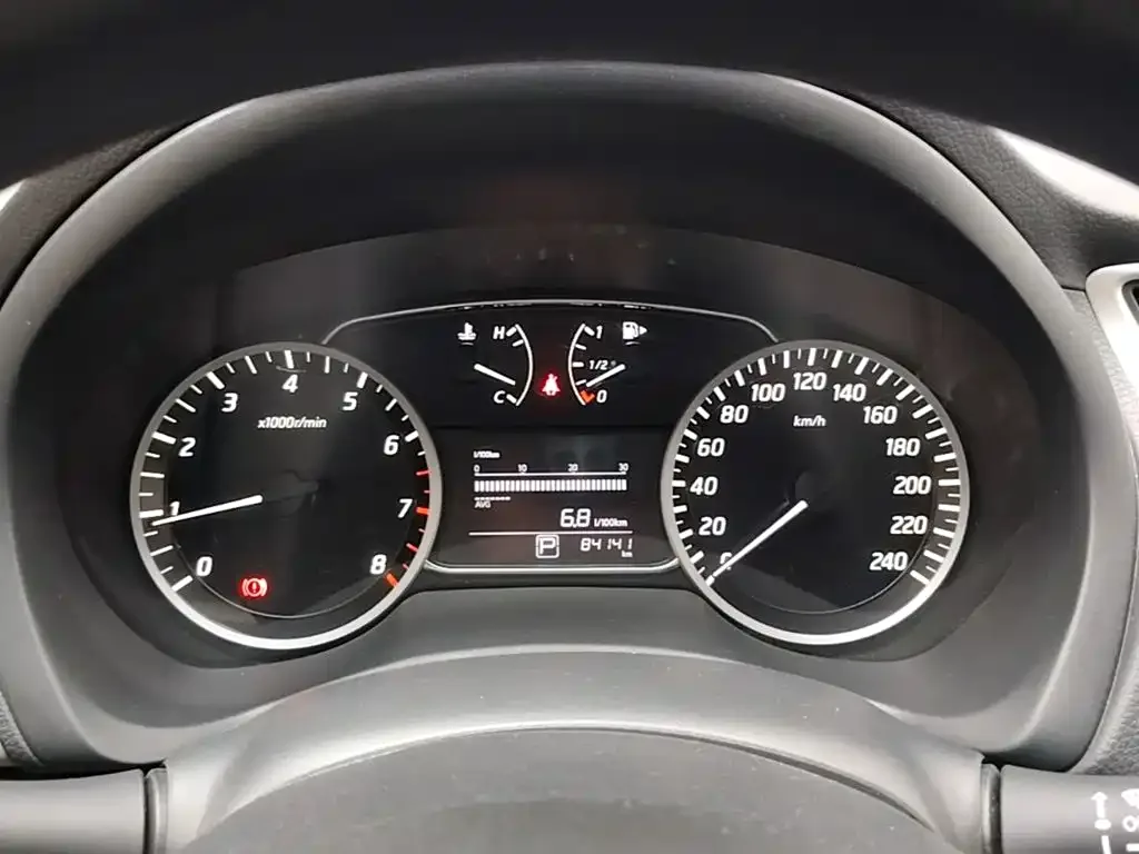 Nissan Sylphy 2022 Classic 1.6XE CVT Comfort Edition — Фото автомобиля 11