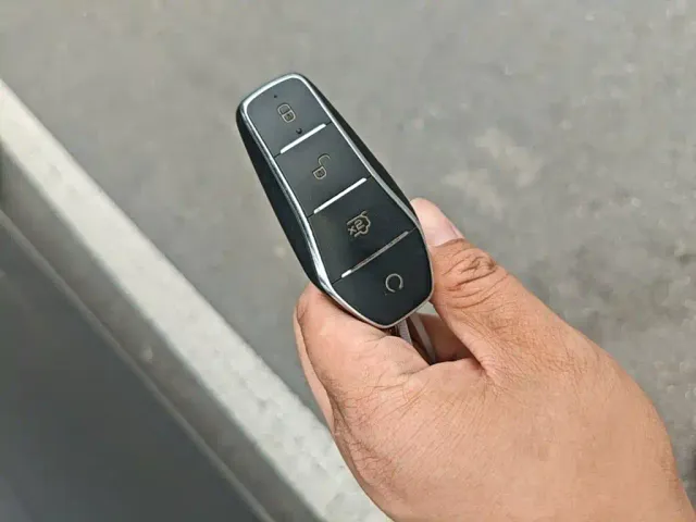 BYD Qin PLUS — Фото автомобиля 8