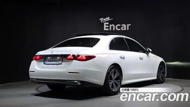 Mercedes-Benz E-Class W214 — Фото автомобиля 2