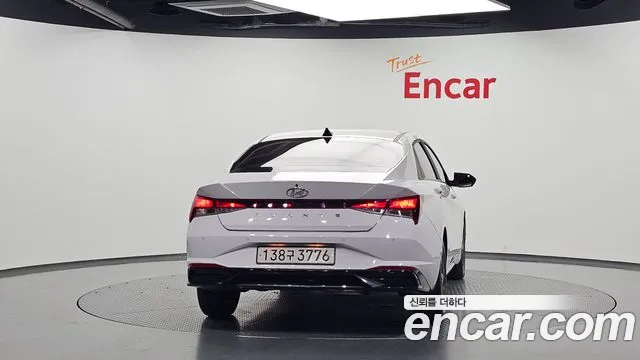 Hyundai Avante CN7 — Фото автомобиля 4