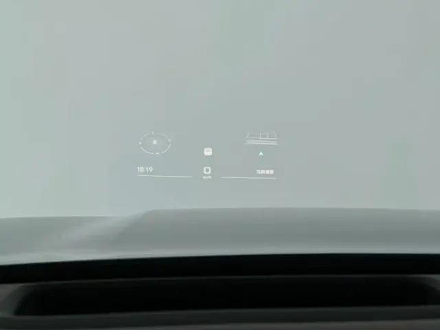 Xiaomi SUV — Фото автомобиля 9