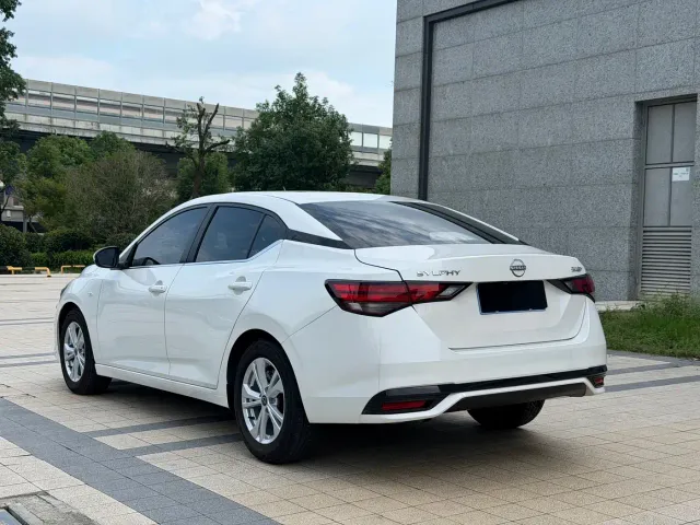 Nissan Sylphy — Фото автомобиля 12