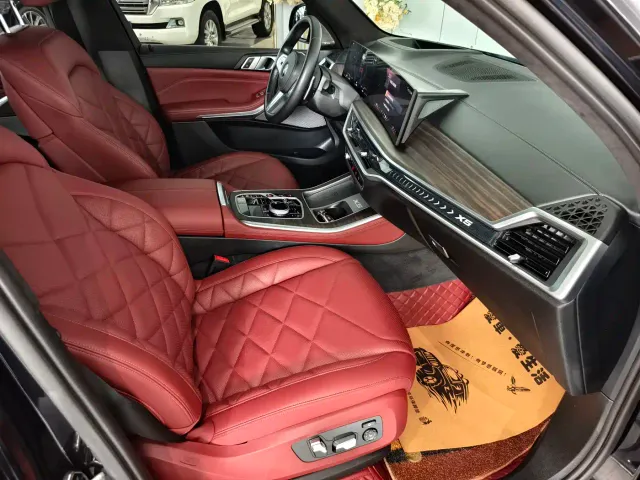 BMW X5 — Фото автомобиля 6