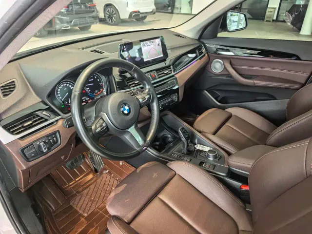 BMW X1 — Фото автомобиля 11