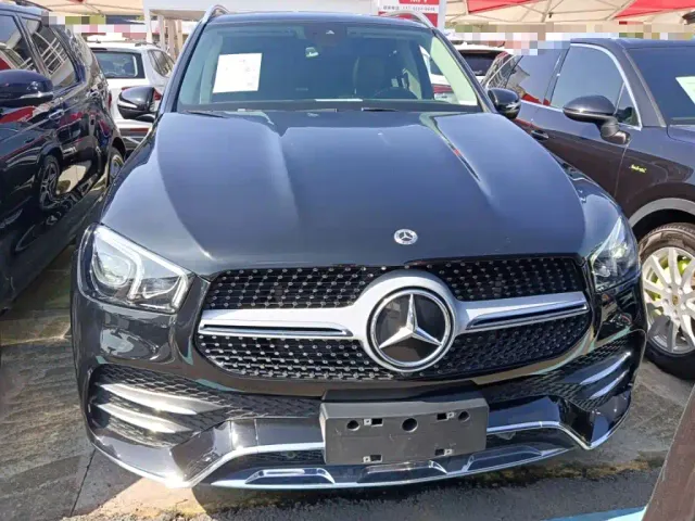 Mercedes-Benz GLE-Class — Фото автомобиля 2