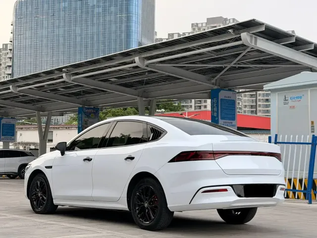 BYD Qin PLUS — Фото автомобиля 16