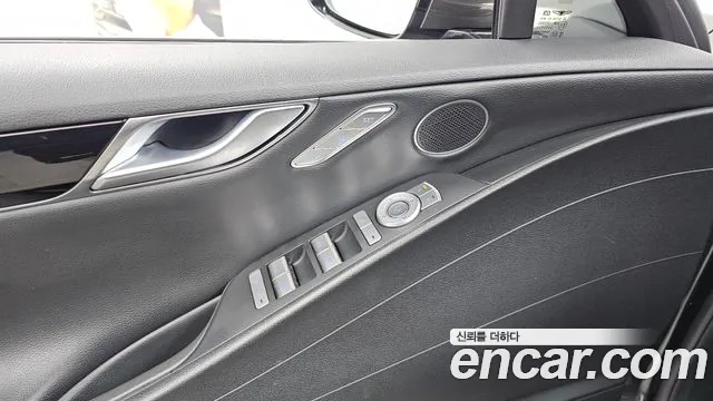 Genesis G80 Бензин 2.5 турбо AWD — Фото автомобиля 26