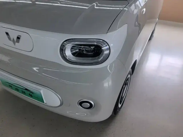Wuling Hongguang Mini EV — Фото автомобиля 23