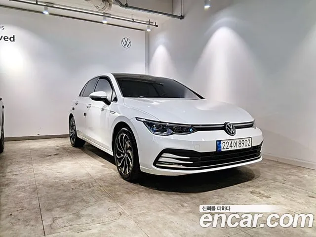 Фотография автомобиля — Volkswagen Golf