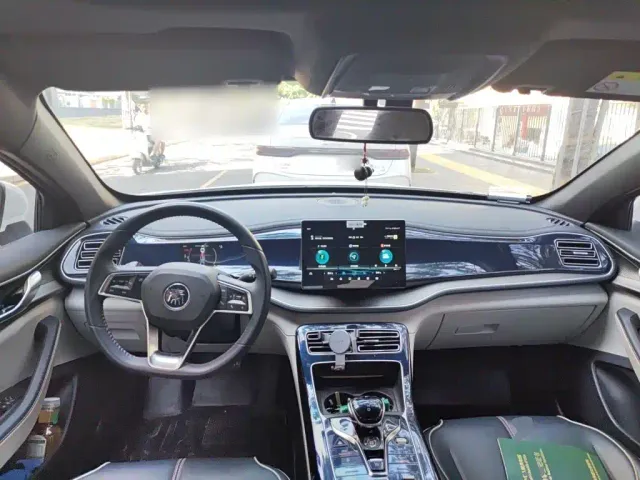 BYD Qin PLUS — Фото автомобиля 10