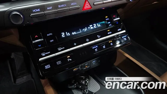 Hyundai Grandeur GN7 — Фото автомобиля 15